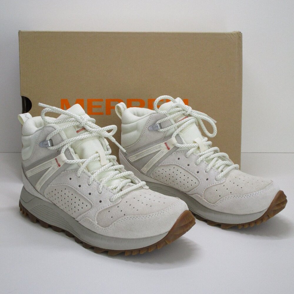 Merrell Women's Wildwood Mid US 7 Brand New in box! Very Comfortable!